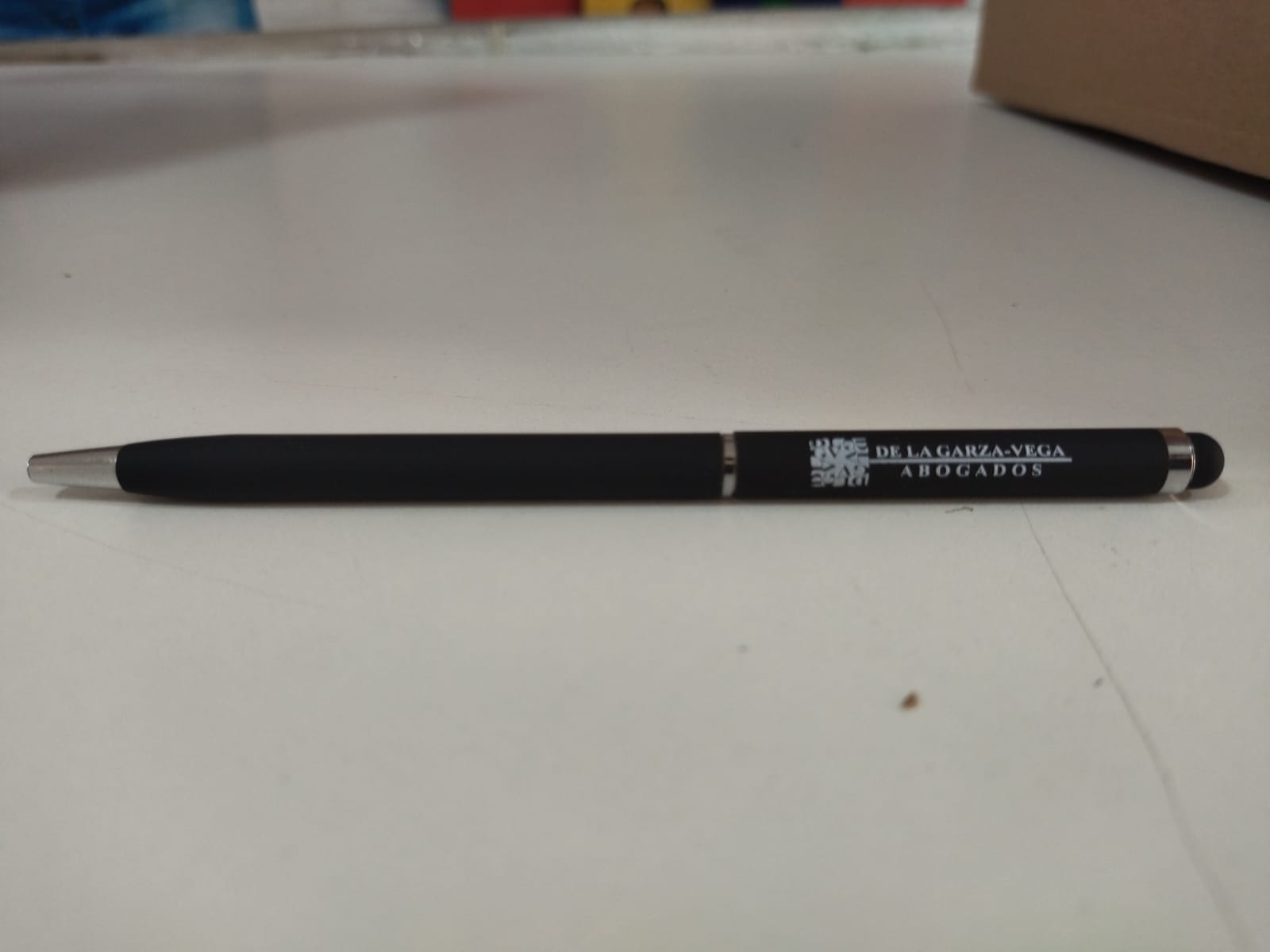 Compra y personaliza tu BOLIGRAFO VERBEL AL 5558R de alta calidad ...